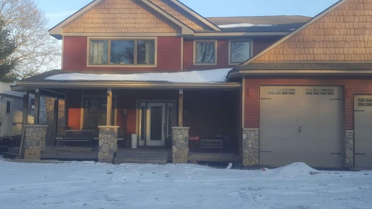 St. Joseph House | Hideaway From The Twin Cities: Sharing my personal residence, 5 Bedroom options