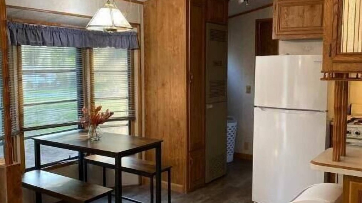 Equinunk House | Hideaway! less than a mile to the acres