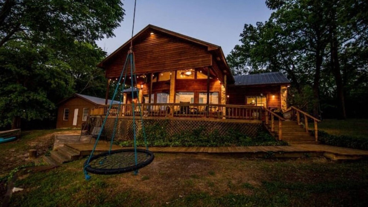 Carolyn Estates House | Hideaway Lodge On Cedar Creek Lake
