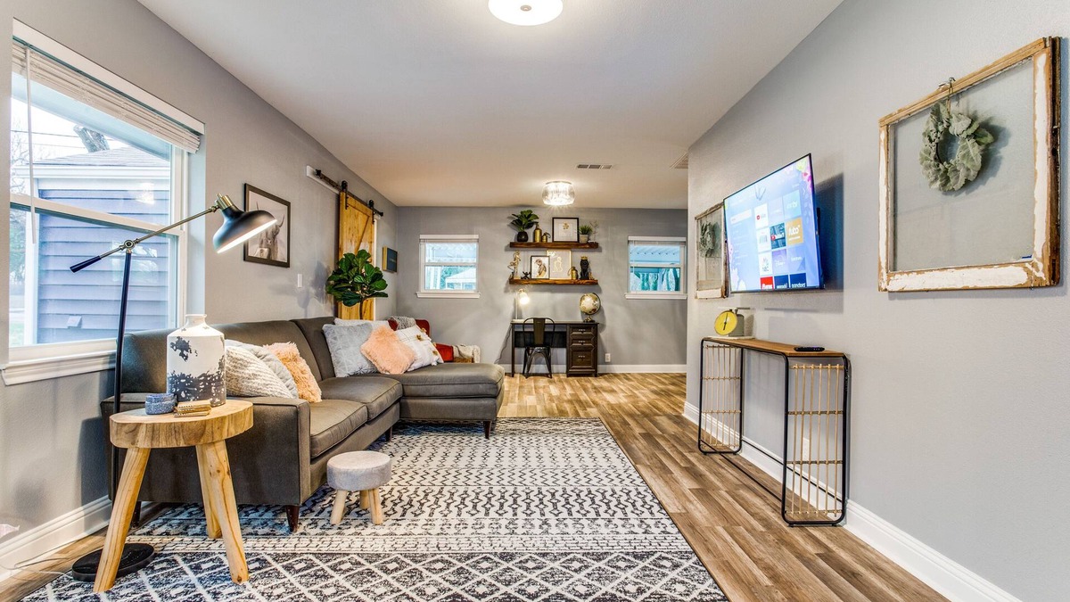 Fort Worth House | Hideaway of Fort Worth- West of downtown
