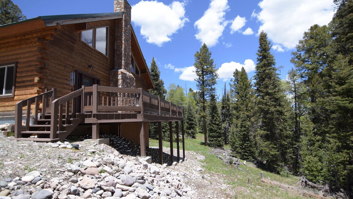 Cimarron Cabin | Hideaway tucked away in the San Juan Mts of Southwestern Colorado - Sleeps 8