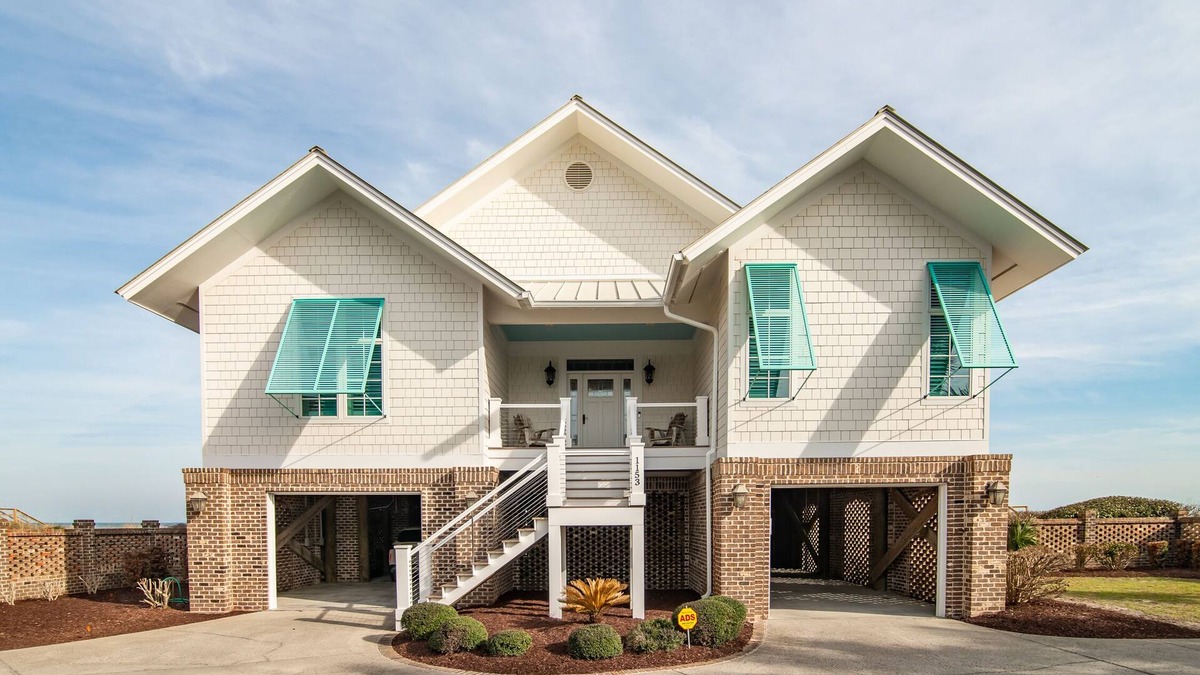 Debordieu Colony House | High Cotton Incredible oceanfront house in DeBordieu high cotton