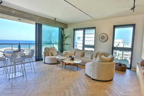 Old North Apartment | High End 1BD Beach Apartment
