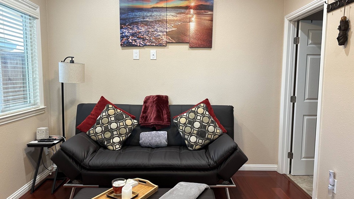 West San Jose House | High end 1BR/1BA Attached House in the Heart of Silicon Valley, Non-Smokers only