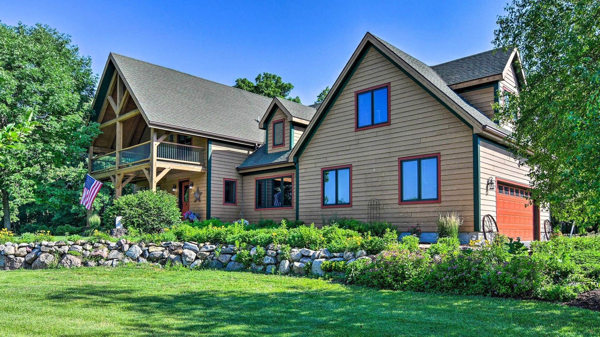 Adel House | High-End Countryside Lodge w/ Wraparound Porch!