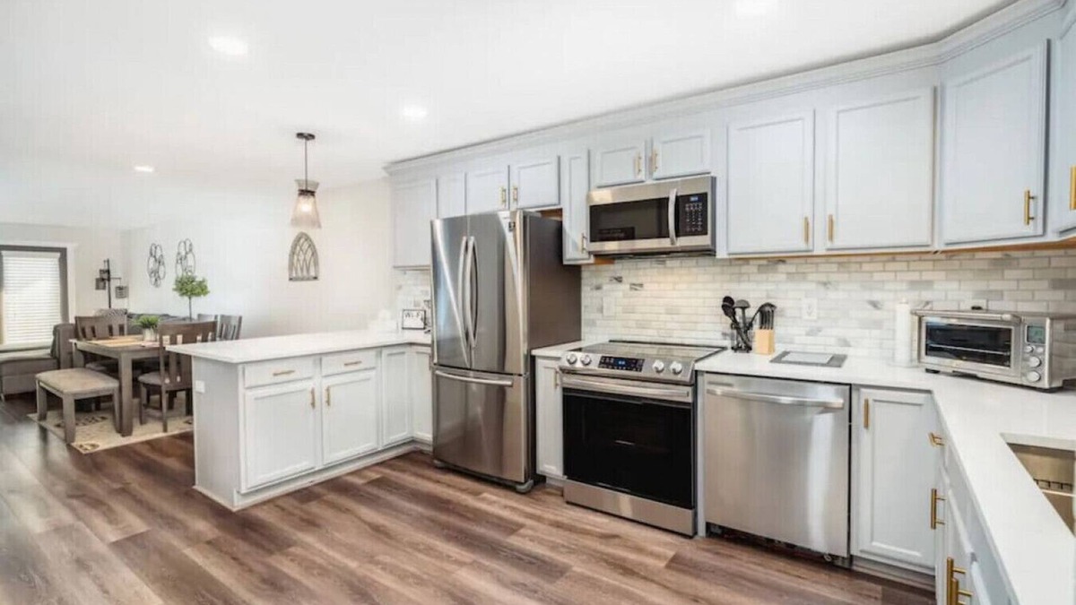 Lake Delton Condo | High End Lake Luxury On 2 Floors Boat Slip