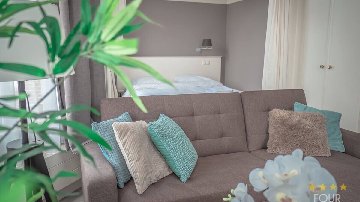Scheveningen Badplaats Apartment | High end studio near the beach