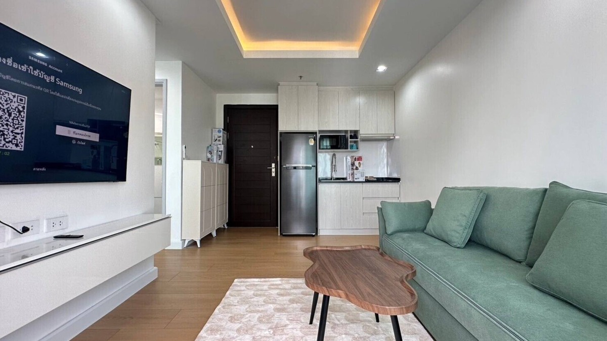 Makkasan Apartment | High Floor 1-bedroom apartment with AC, WiFi, fitness room in Thonglor, Bangkok