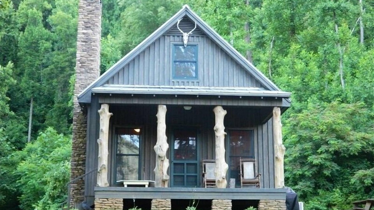 Tyro Cabin | High Lonesome Cabin.Elevate Your Soul! Peaceful Seclusion