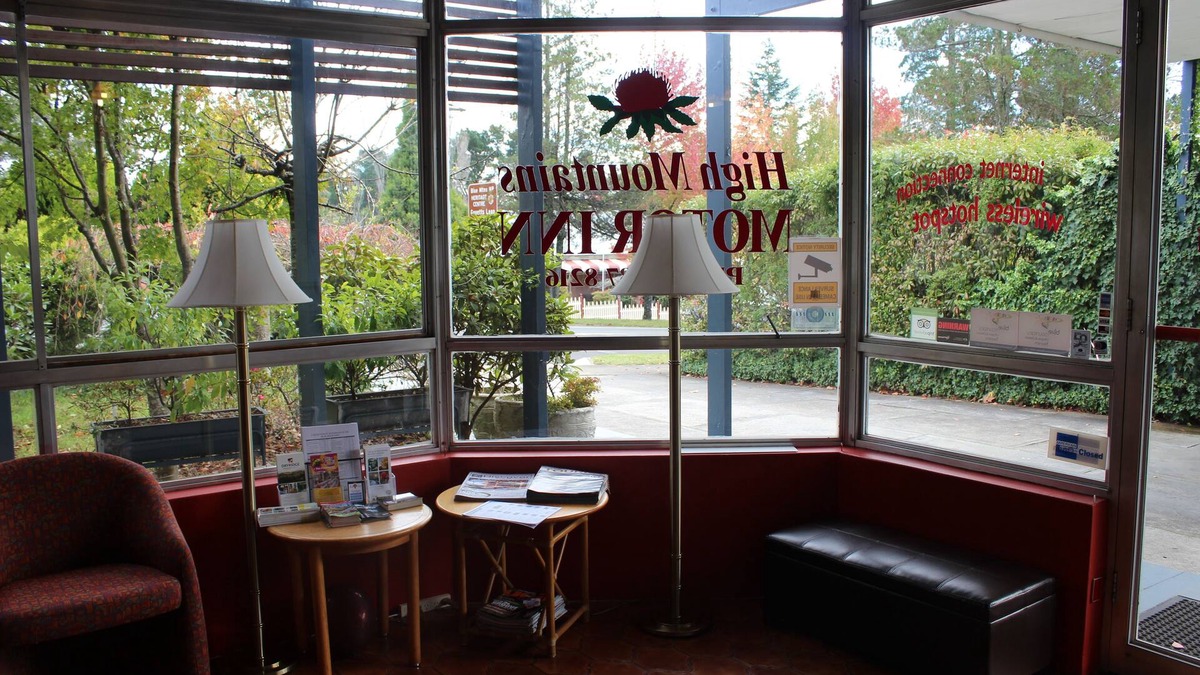 Blackheath Hotel | High Mountains Motor Inn