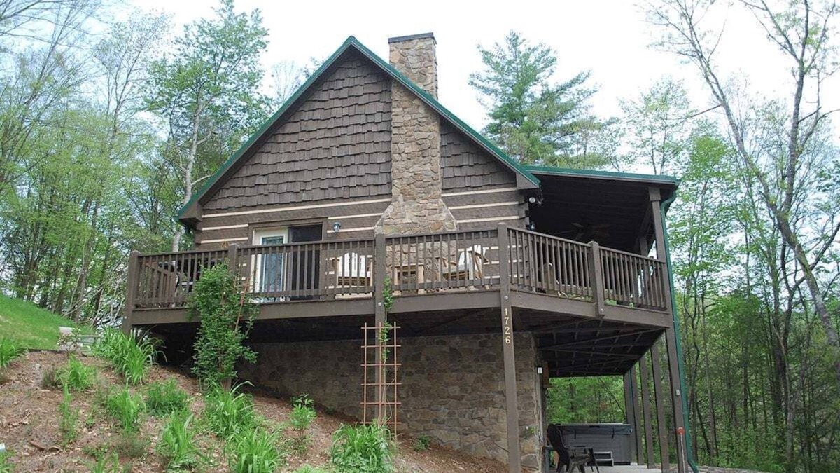Grassy Creek House | High On Helton - Grassy Creek, NC