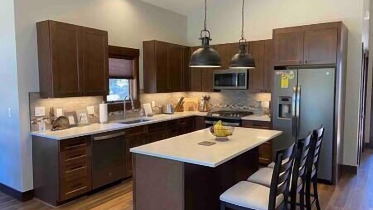 Loghill Village Villa | High Pines Villas STR2023-053