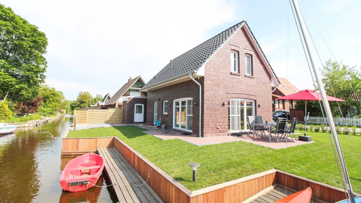 Sudbrookmerland House | High quality & detached holiday home for up to 4 persons + baby (NEW BUILDING!)