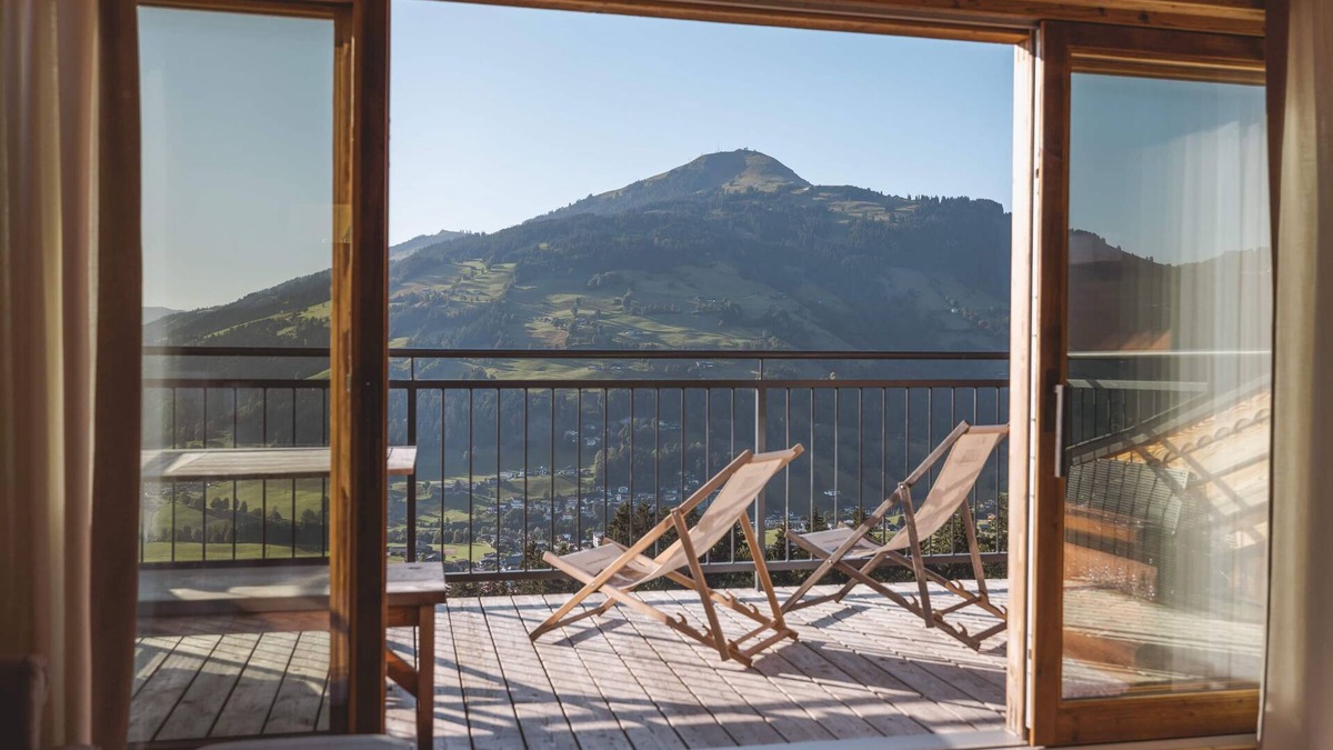 Westendorf Apartment | High-quality lodge with private sauna and dream view right on the ski slope
