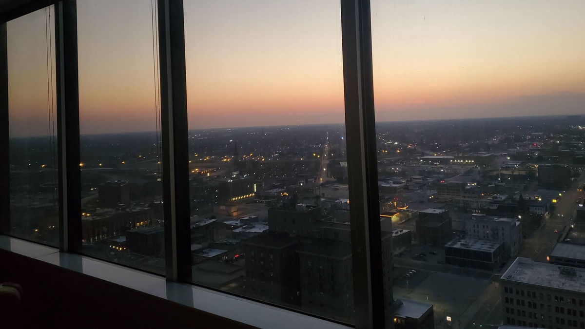 Downtown Toledo House | High-Rise Loft with Amazing City View