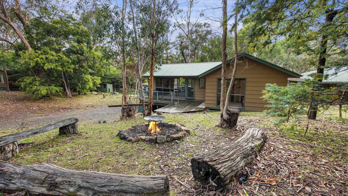 Halls Gap Cottage | High Road Haven - When will you relax to the rhythm of nature?