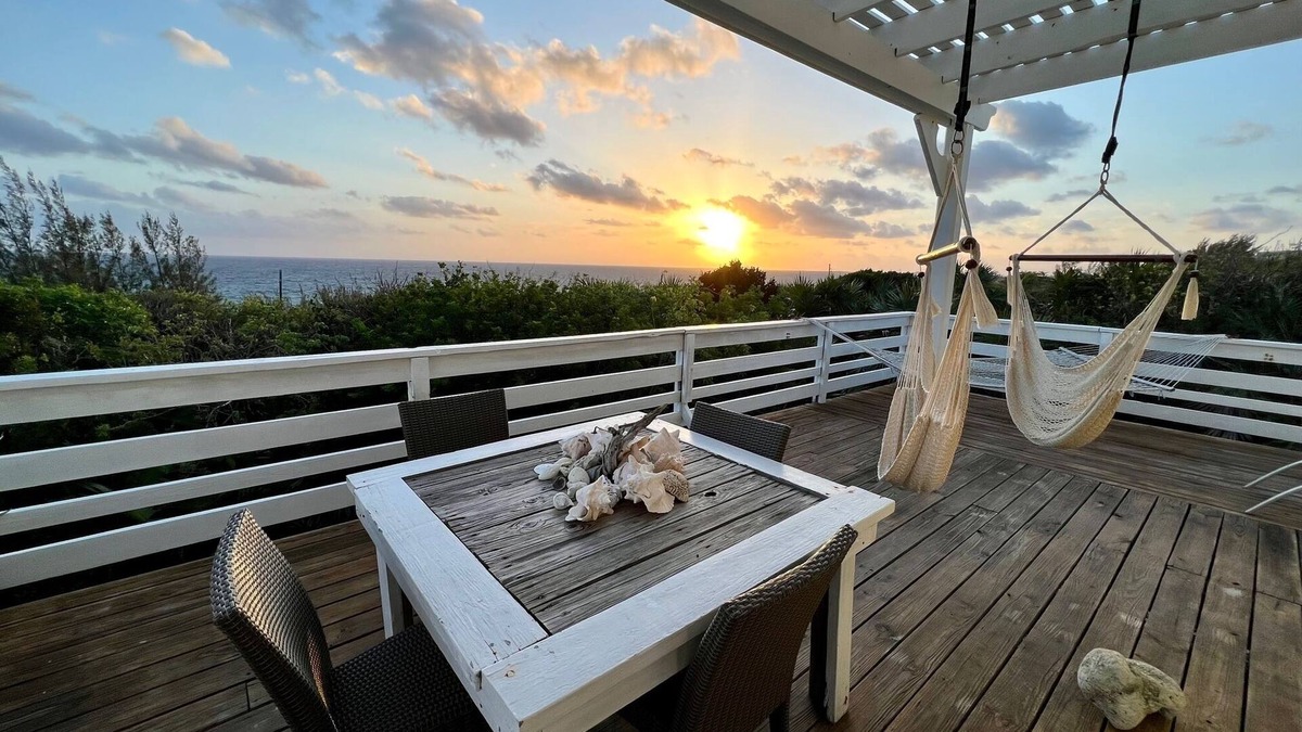 Rainbow Bay House | High Seas as seen on HGTV’s ‘Bahamas Life’. Starlink internet, solar power.