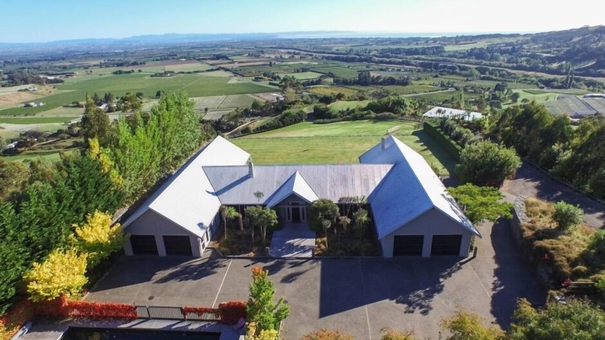 Havelock North Cabin | Highcliff - outstanding, luxury, self-catering
