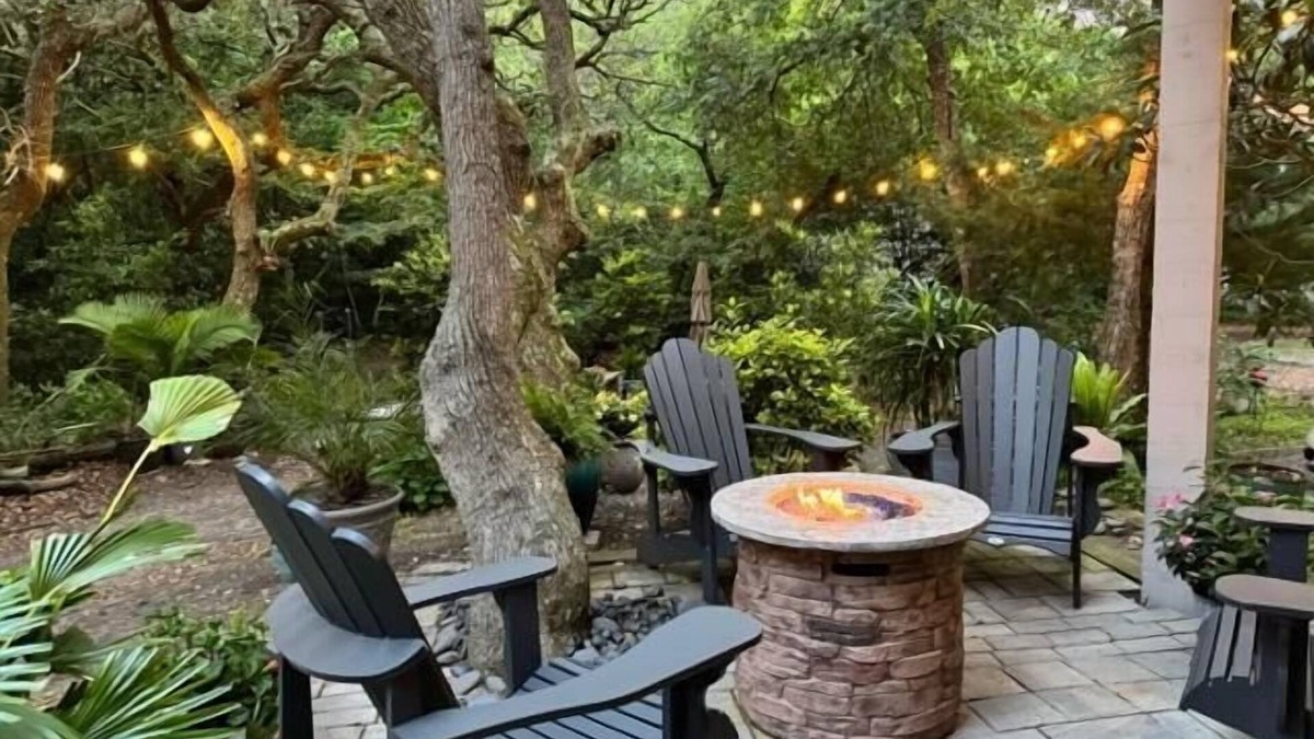 Surf City Apartment | Higher Altitude | Cozy Downstairs Apt. Close to the Beach in Surf City, NC