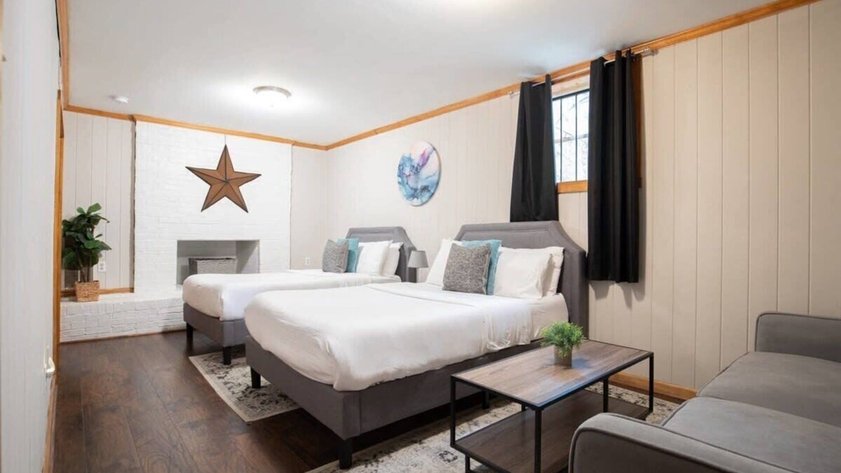 Birmingham House | Highland Drive Hideaway