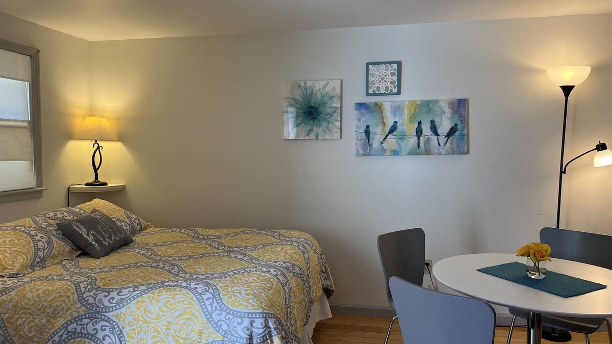 Oneonta Apartment | Highland Haven Under 5 minutes to All Star, 2nd floor studio, private entrance