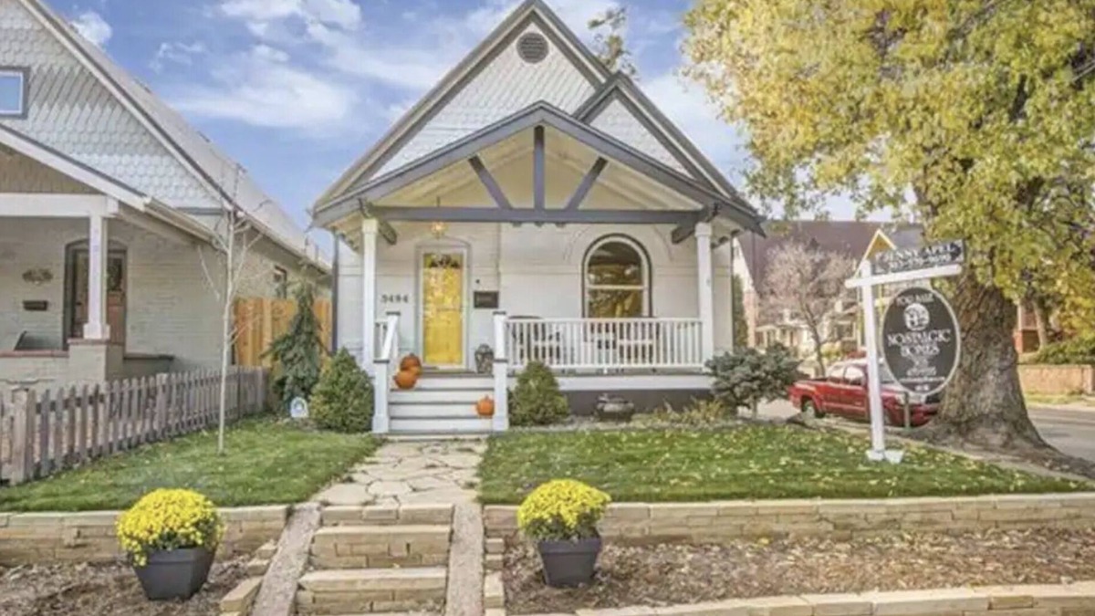 West Highland House | Highlands Square | 1885 Victorian Charmer | Urban Oasis