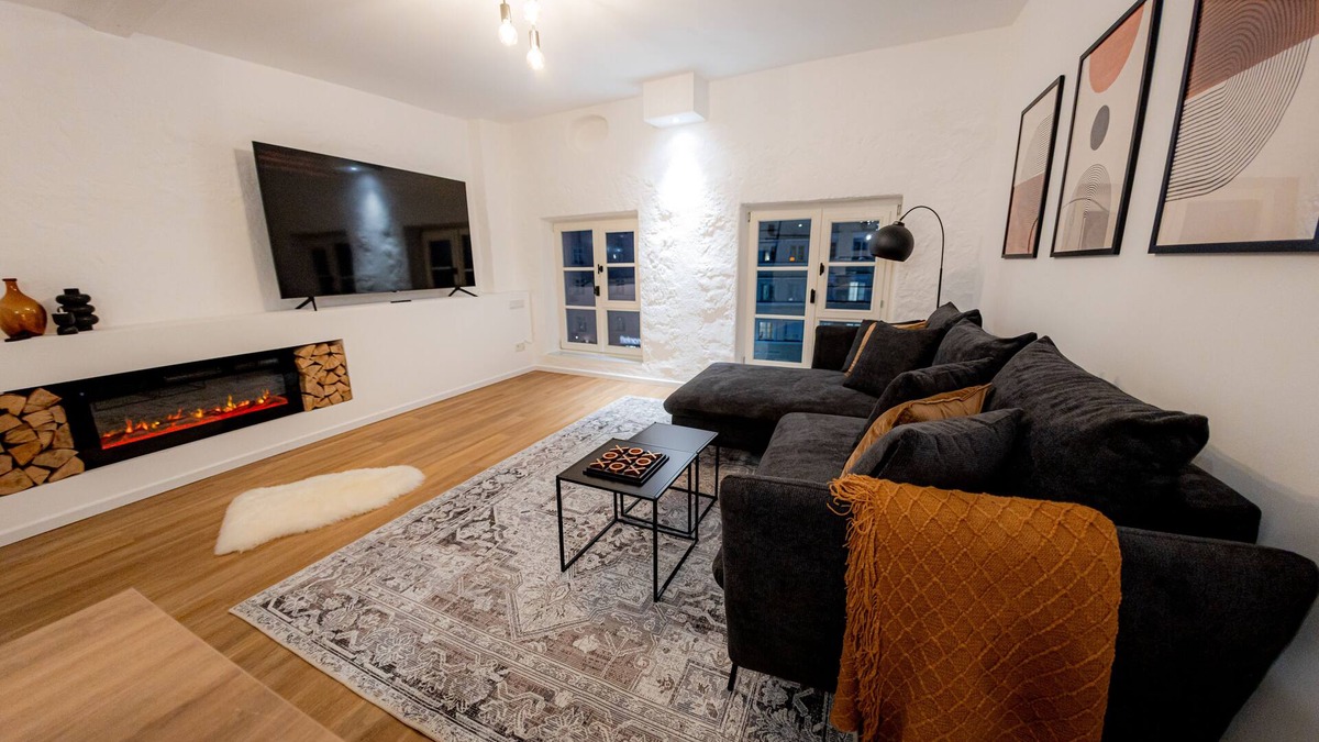 Muehldorf am Inn Apartment | Highlight in Mühldorf - Come4stay Stadtblick - 2 Zimmer Wohnung I bis zu 4 Gäste
