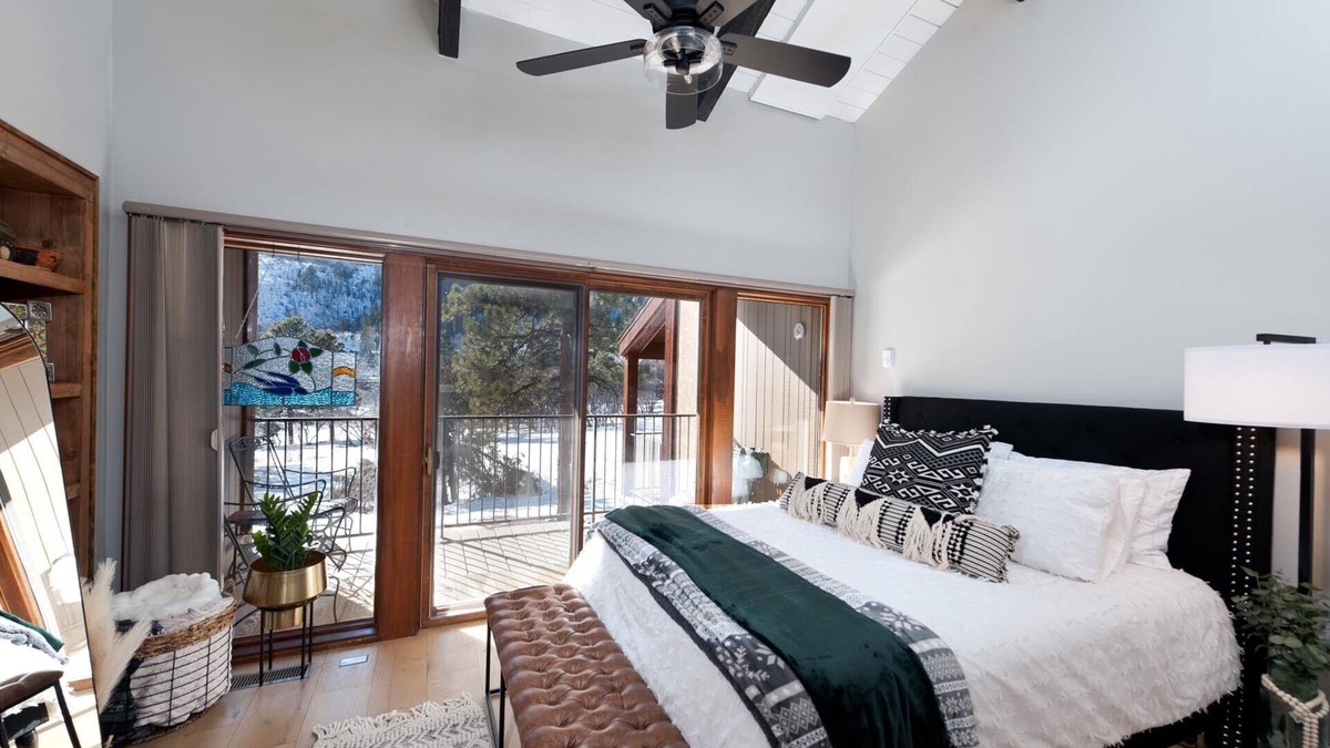 Purgatory Condo | HighPoint Hideaway (#580) |10 min to Ski - Golf- A/C - Deck - Pool/Hot Tub
