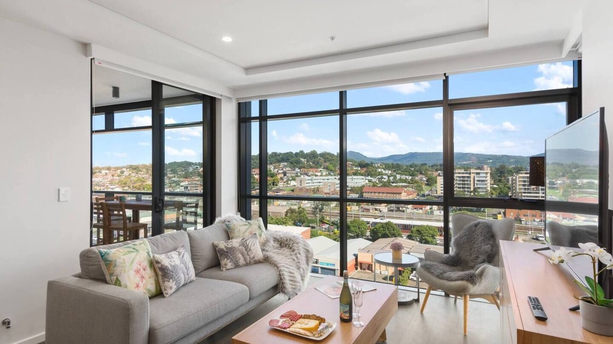 Wollongong CBD Apartment | Highview EscapeCentral Wollongong Panorama Living