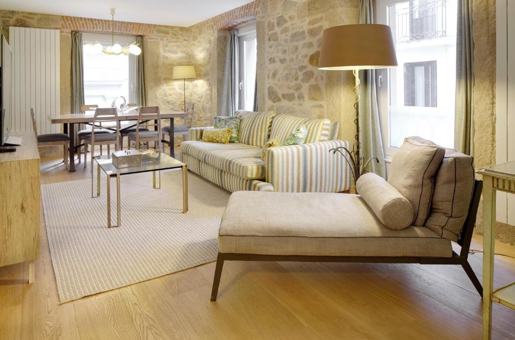 Old Town Apartment | Hika Mika Apartment by FeelFree Rentals