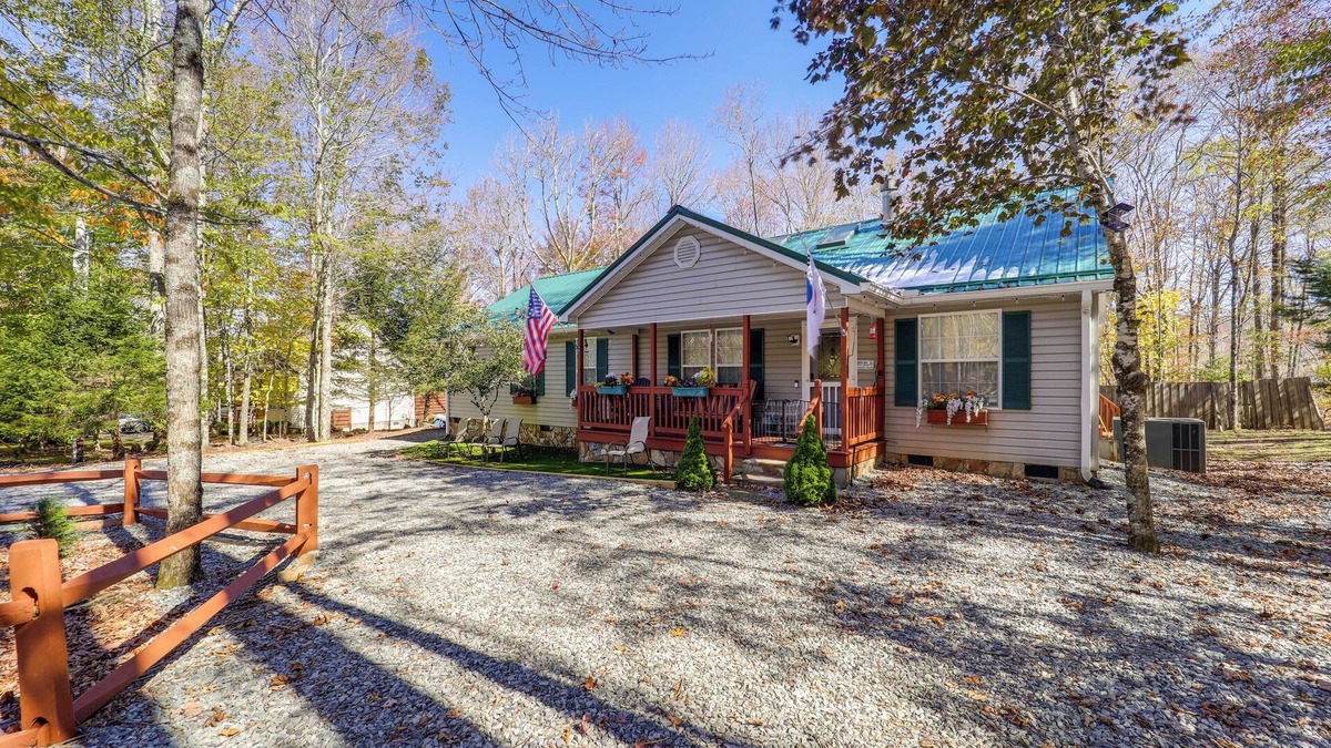 Charter Hills House | Hike & Bike in Beech Mtn Resort: Pet-Friendly Home