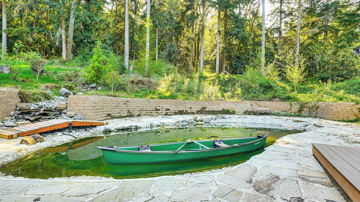 Issaquah Cottage | Hike & Explore: Guest Suite w/Deck in Issaquah