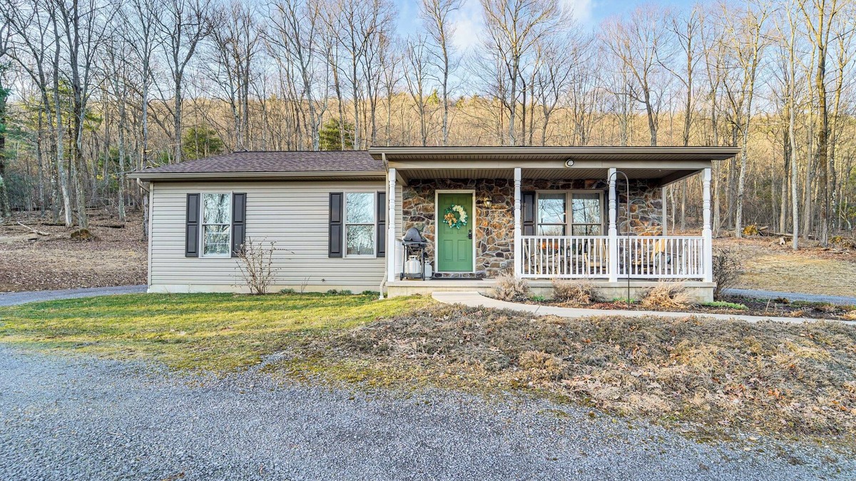 Woodward House | Hike, Fish & Unwind: Home w/Fire Pit in Woodward!