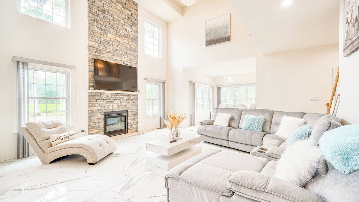 Kresgeville House | Hike, Sip & Ski: Spacious Poconos Home