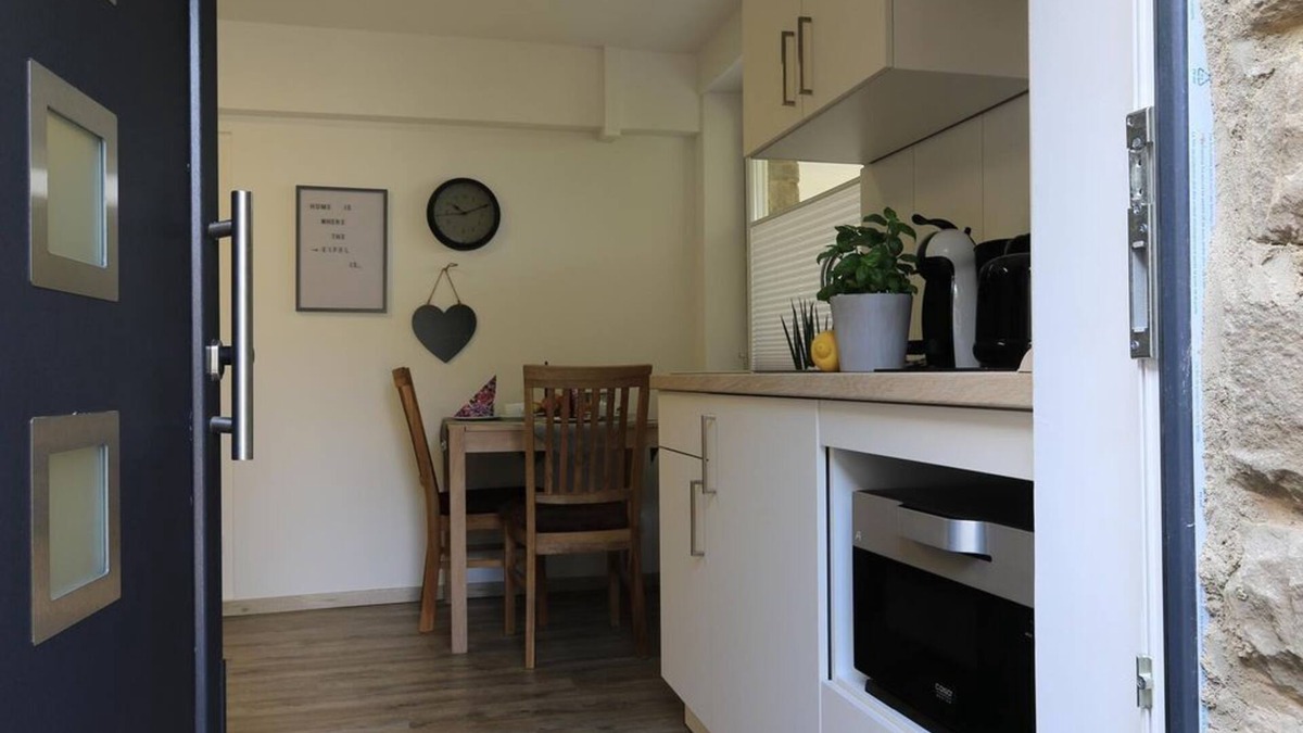 Schleiden Apartment | Hiking room, shower/WC - first floor - Haus Paulus
