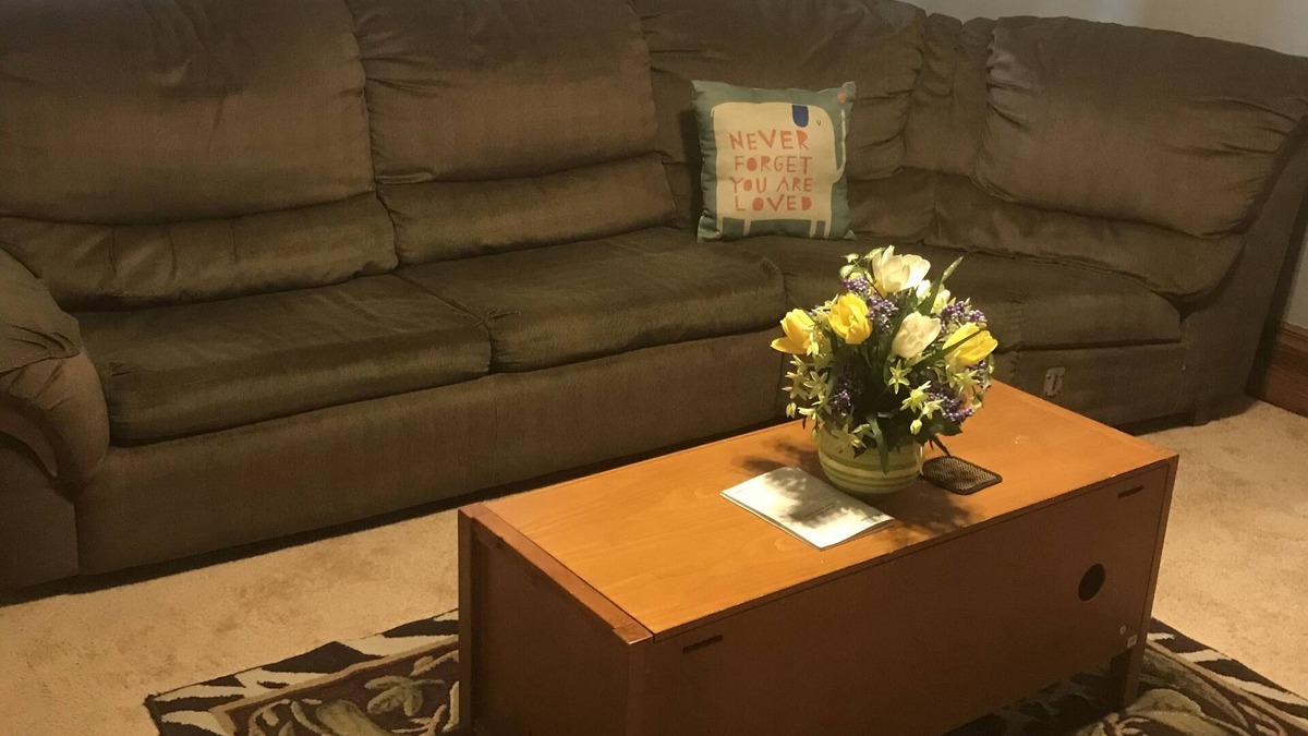 Akron Apartment | HIKING TOWPATH TRAIL, BIKING CUYAHOGA VALLEY STEP AWAY TO THIS LOVELY HIDEAWAYn