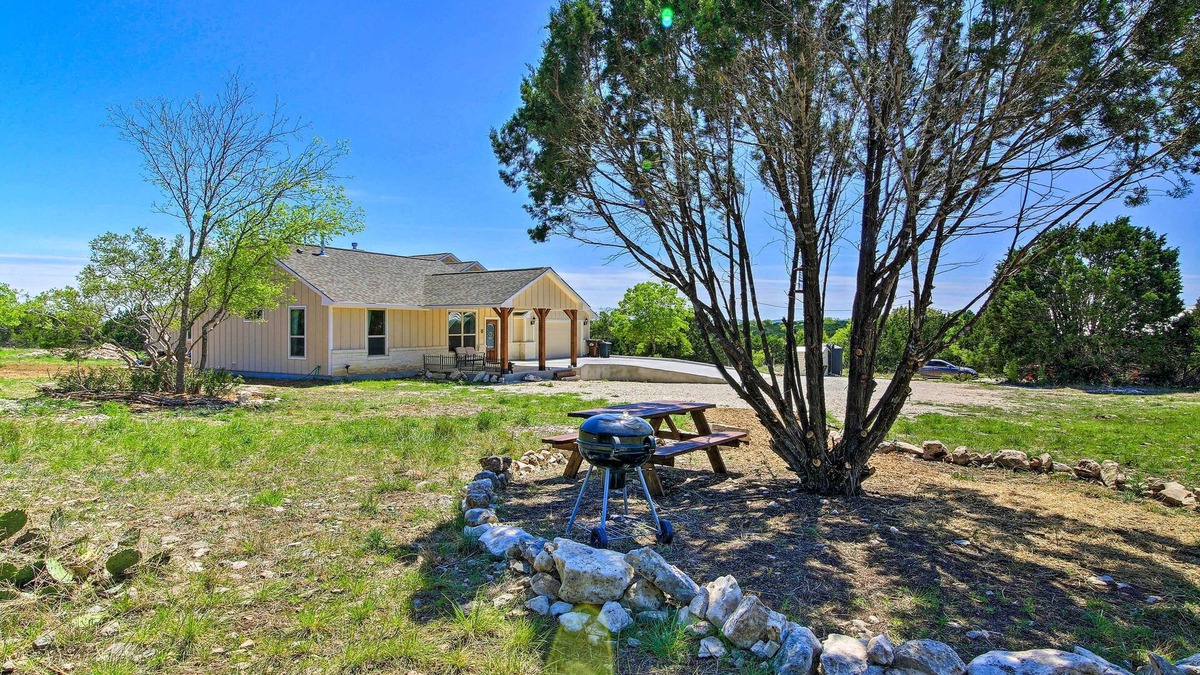 Boerne Cottage | Hill Country Casita w/Patio: 13 Mi to Dtwn Boerne