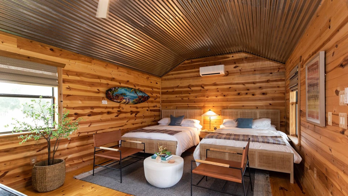 Stonewall Cabin | Hill Country Retreat on the Pedernales – Near Wineries & Distilleries