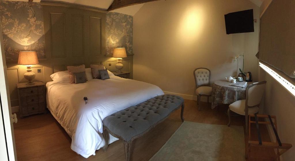Ringstead Bed & Breakfast | Hill Farm Bed and Breakfast