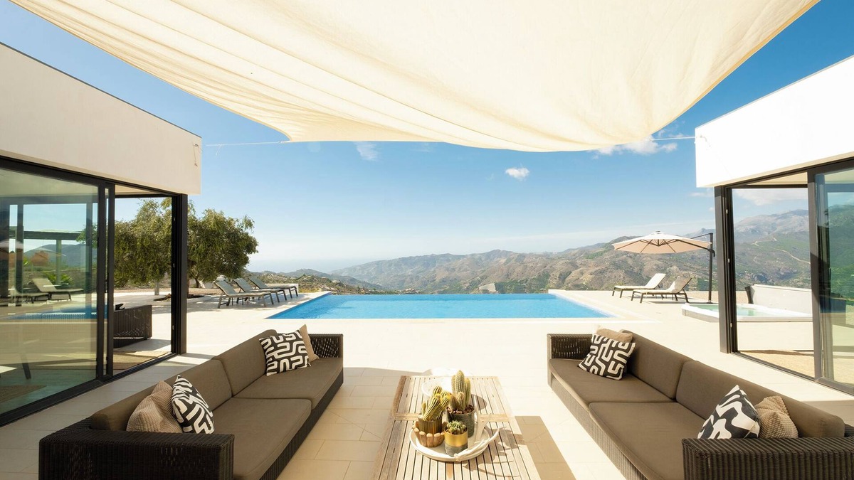 Jete Villa | Hill house Spain -villa casa blanca with Sea & Mountain View, Pool and Jacuzzi