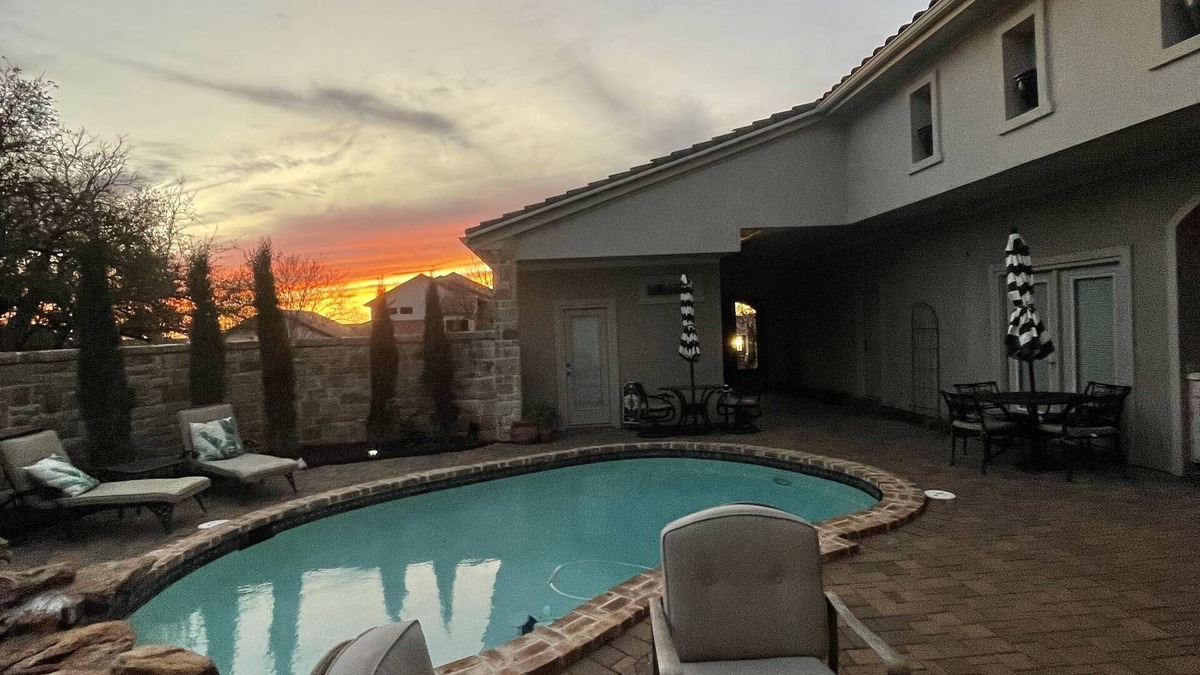 Horseshoe Bay Cottage | Hill Top Casita with private pool and hot tub