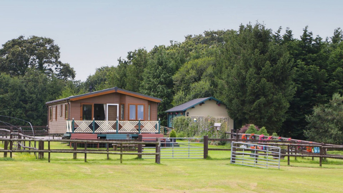 Wareham Cottage | HILL VIEW, LILAC LODGE, family friendly, with a garden in Wareham