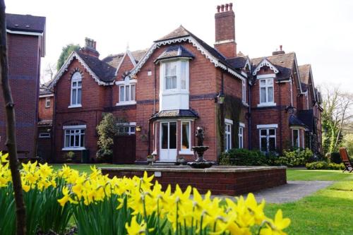 Cleedownton Hotel | Hillscourt