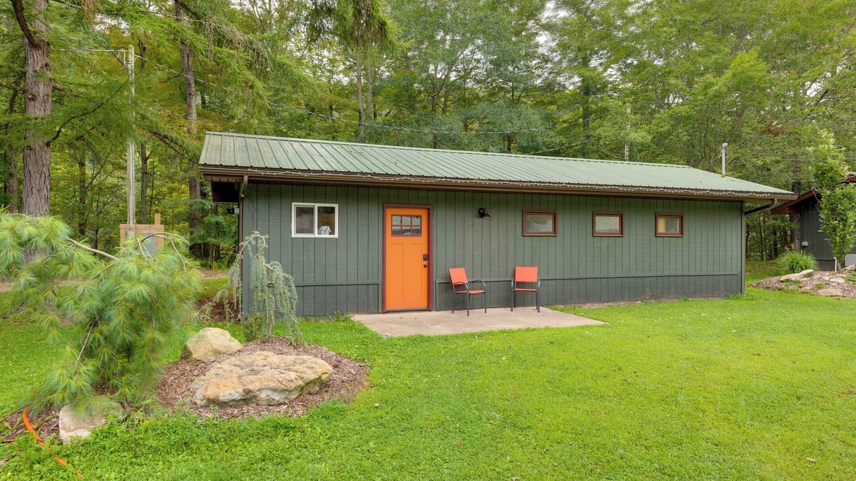 Hillsgrove Cabin | Hillsgrove Cabin w/Community Perks: Pets Welcome!