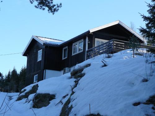 Marnardal House | Hillside - Adventure Norway