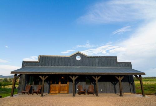 Hillside Ski Chalet | Hillside Colorado Cottages