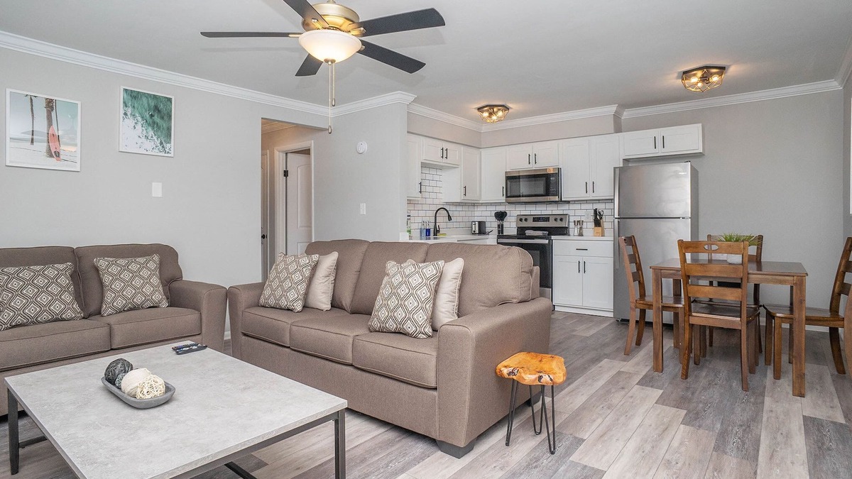 Bayview Apartment | Hillside Cove - Port Suite