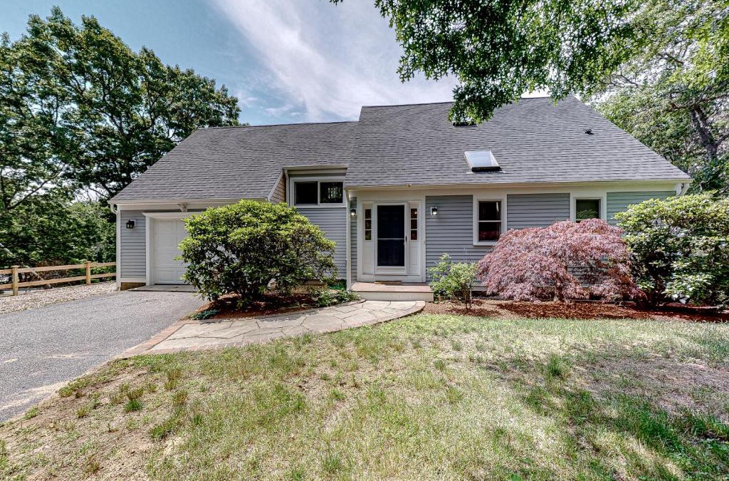 Centerville House | Hillside Dream