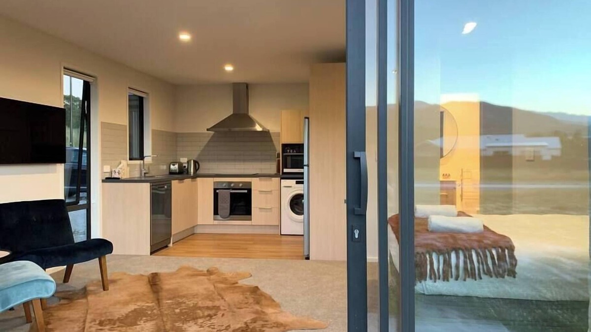 Lower Shotover House | Hillside Studio