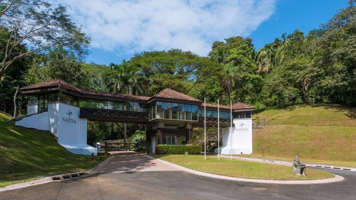 Tarcoles Condo | Hilltop condo with beautiful ocean view!